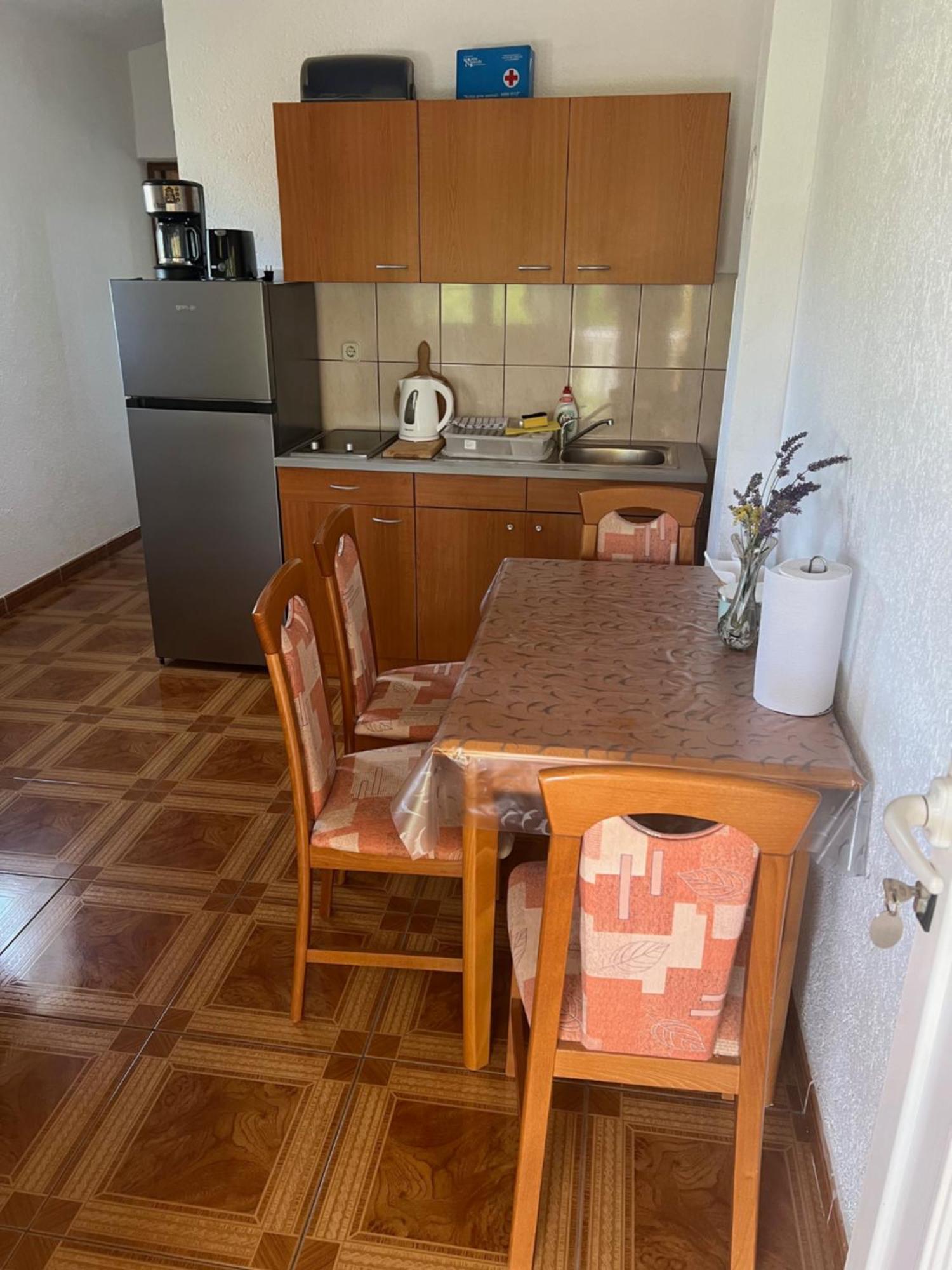 Apartmani Anna Vir Exterior photo